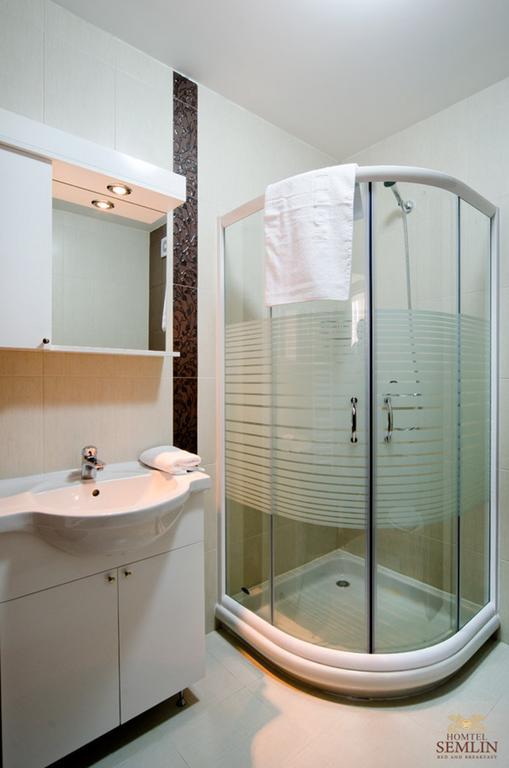 Garni Hotel Semlin B&B Belgrade Exterior photo