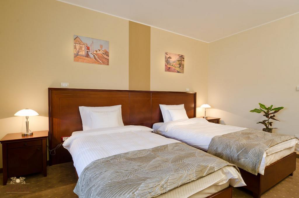 Garni Hotel Semlin B&B Belgrade Room photo